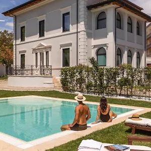 Apart-hotel Livia Valeria Palace