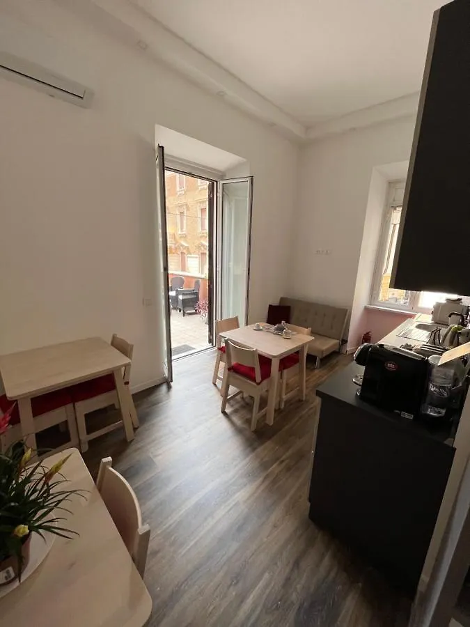 Domus Flavia B&B Rzym